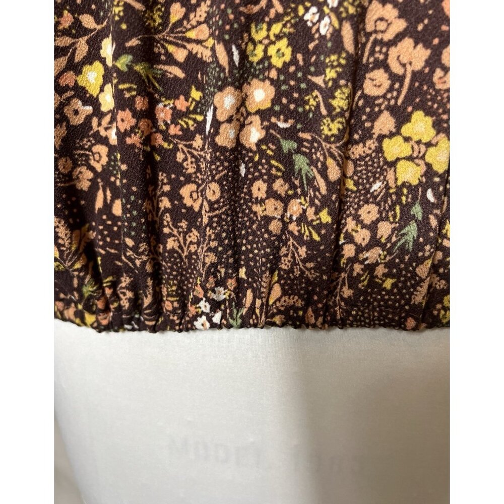 Cure Floral Blouse long sheer sleeves with gold threads sz large elastic bottom - Picture 2 of 16